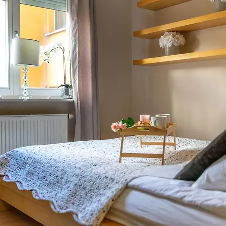 Apartment Ursus - 50m2, Parking - By Rentujemy Warsaw