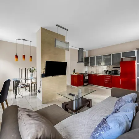 Apartment Ursus - 50m2, Parking - By Rentujemy Warsaw